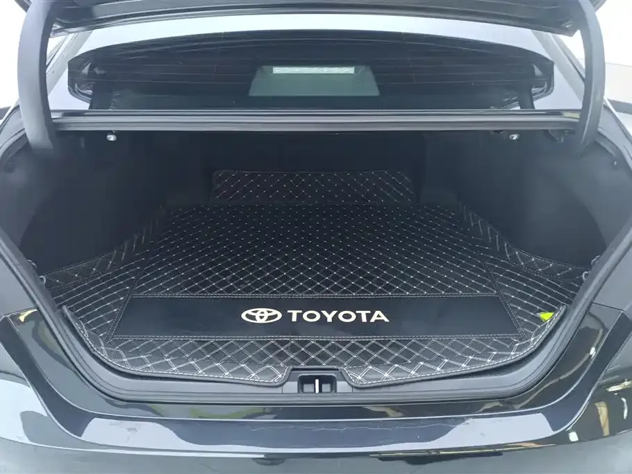 Toyota Camry 2023 из CN, фото 2