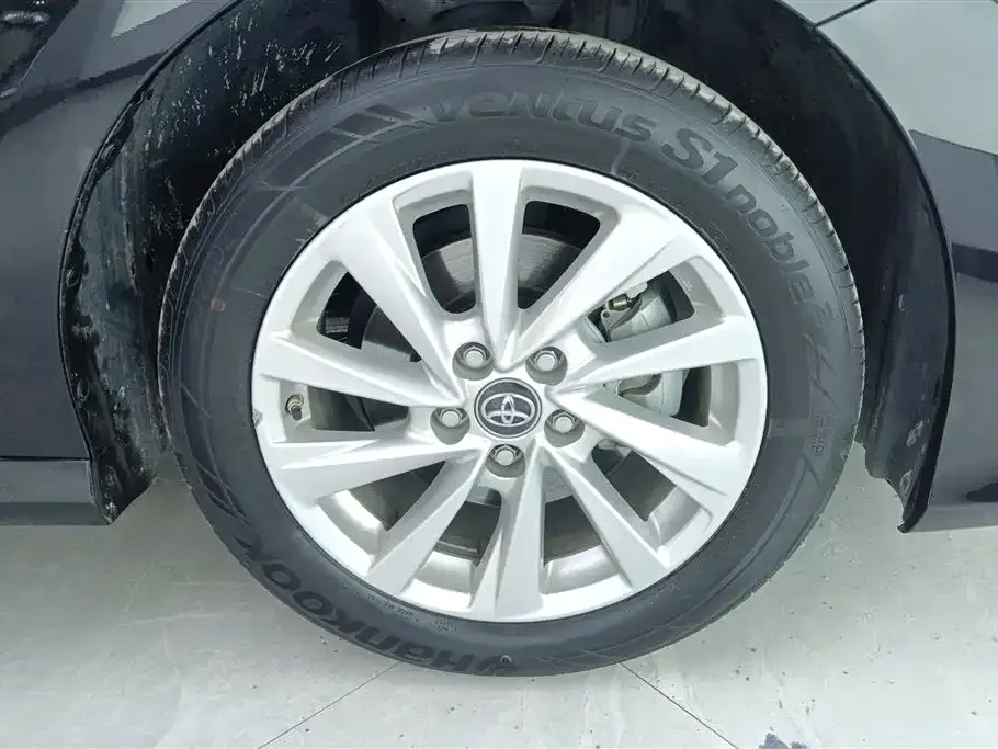 Toyota Camry 2023 из CN, фото 7