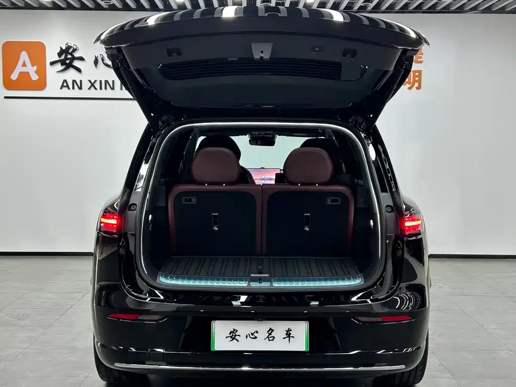 VOYAH Lantu Taishan 2026 из CN, фото 8