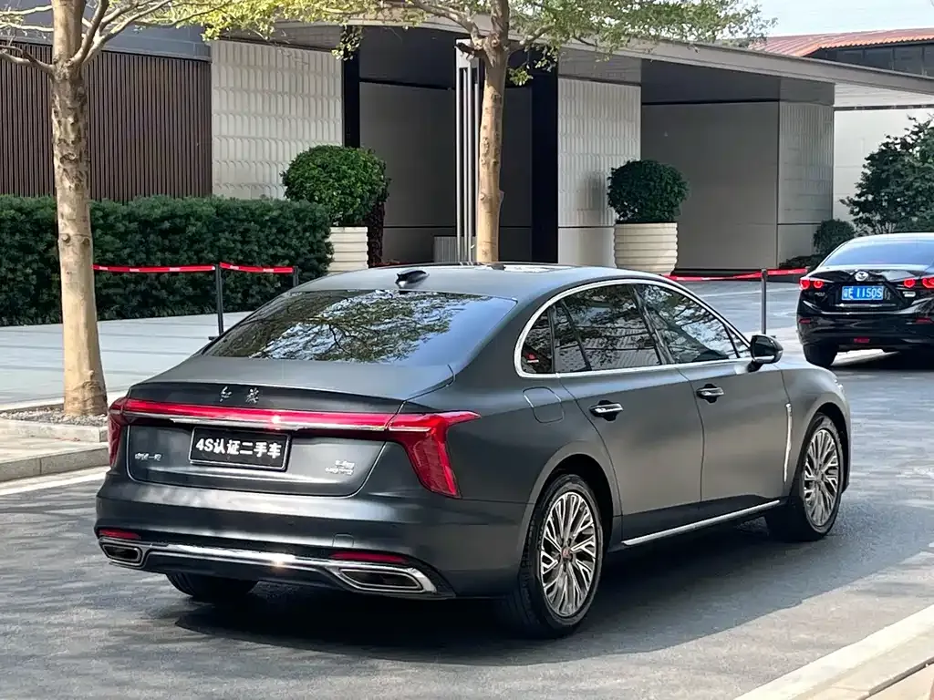 Hongqi H5 — фото 5