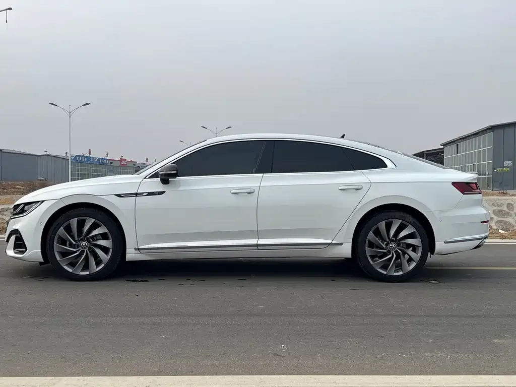 Volkswagen CC — фото 8