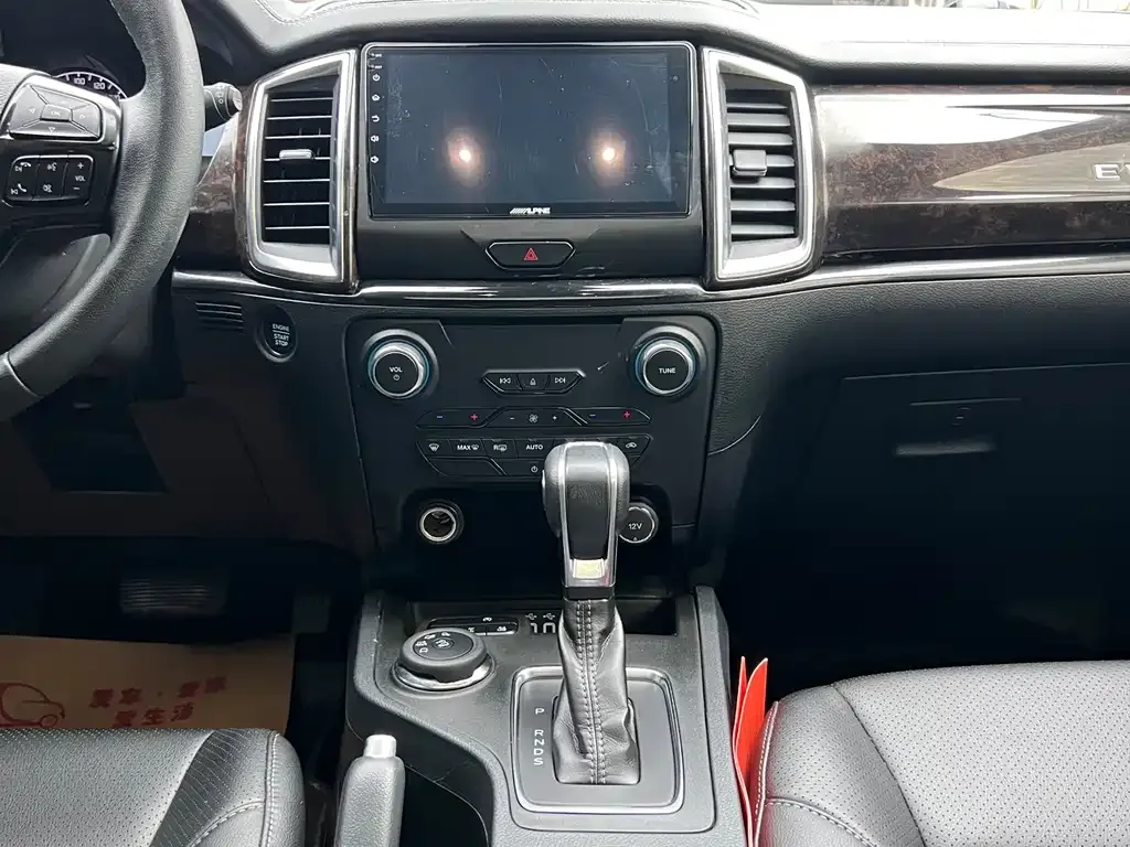 Ford Everest 2023 из CN, фото 3