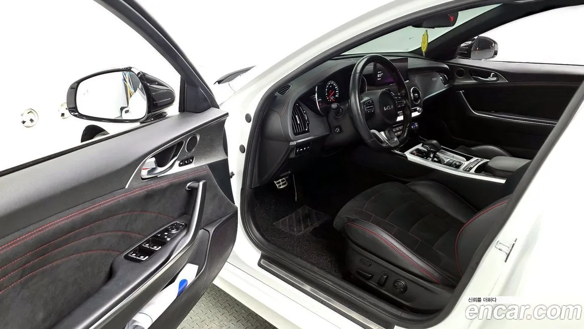Kia Stinger 2023 из KR, фото 9