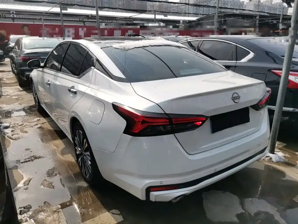 Nissan Teana 2023 из CN, фото 2