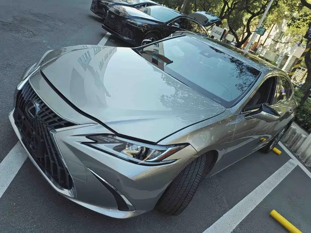 Lexus ES 2024 из CN, фото 1