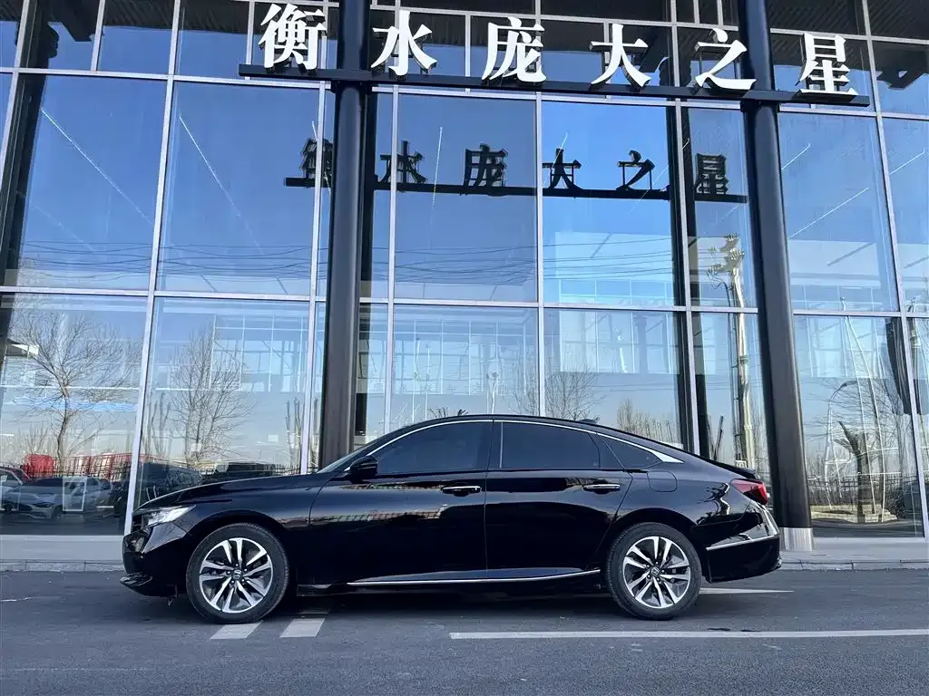 Honda Accord — фото 2