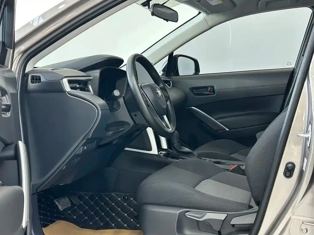 Toyota Frontlander 2024 из CN, фото 8