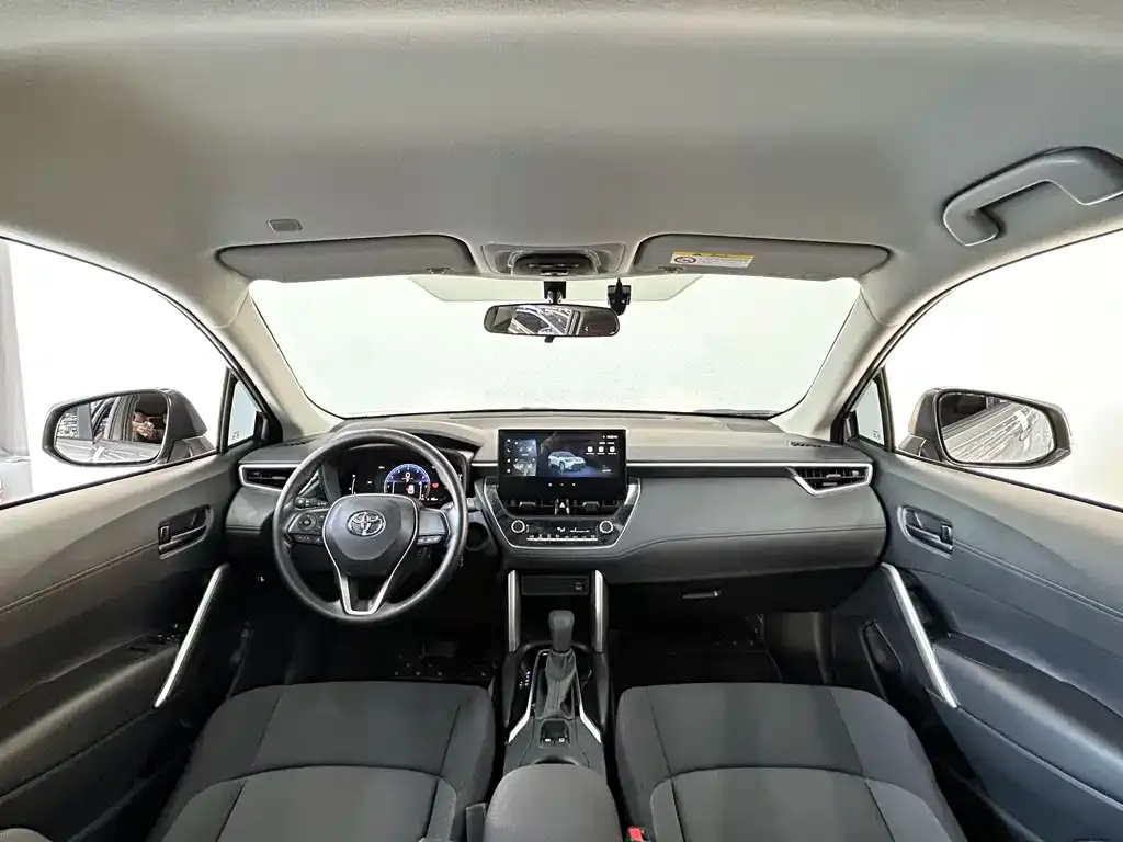 Toyota Frontlander 2024 из CN, фото 7