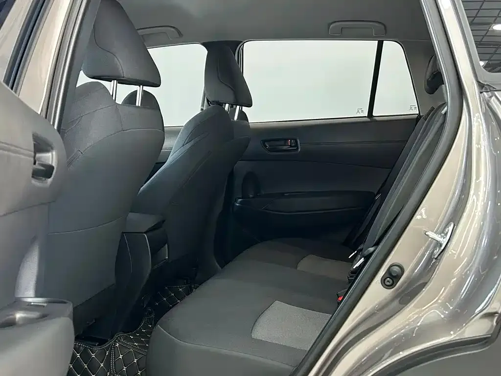 Toyota Frontlander 2024 из CN, фото 10