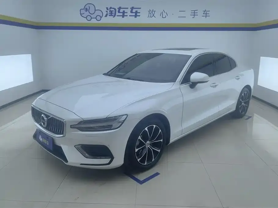 Volvo S60 2021 из CN, фото 1
