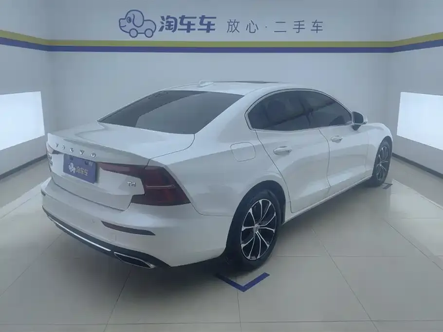 Volvo S60 2021 из CN, фото 9