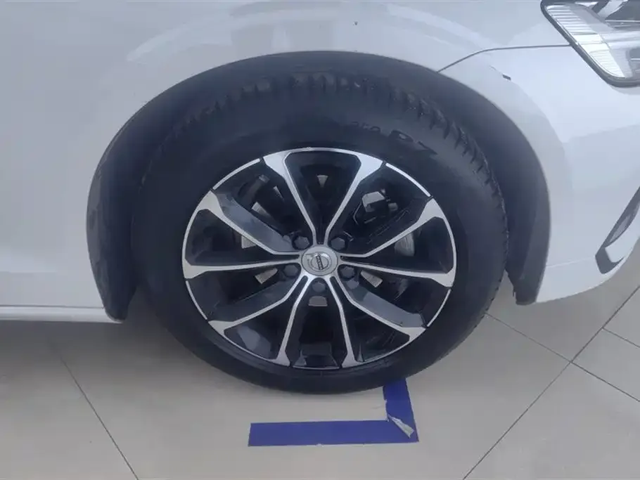Volvo S60 2021 из CN, фото 2