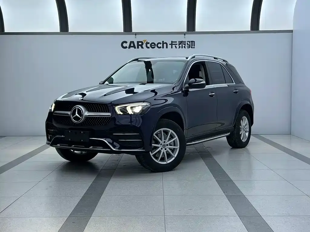 Mercedes-Benz GLE — фото 1