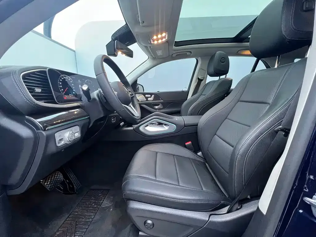 Mercedes-Benz GLE — фото 10