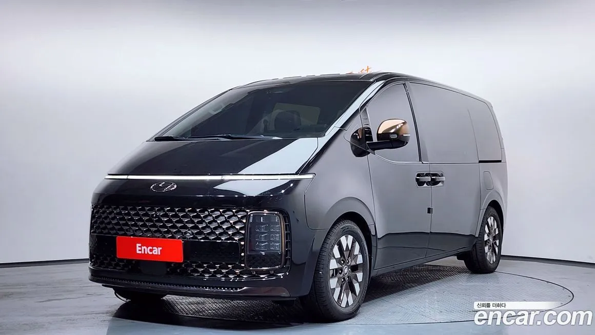 Hyundai Staria 2022 из KR, фото 1