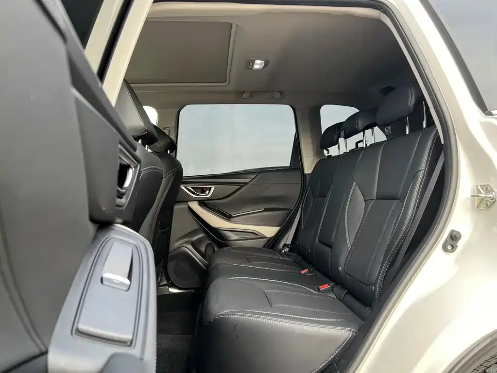 Subaru Forester 2022 из CN, фото 7