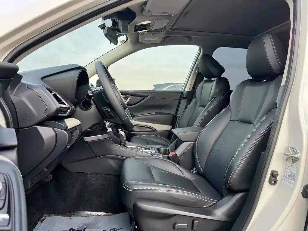 Subaru Forester 2022 из CN, фото 9