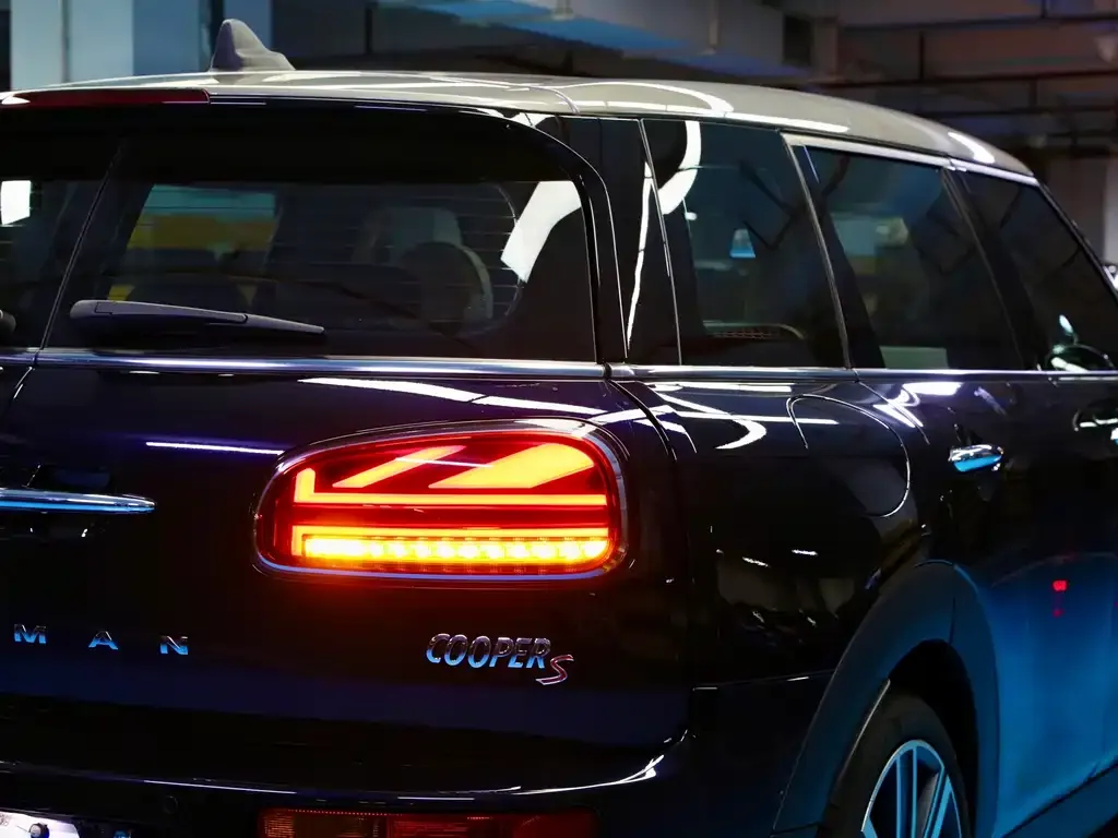 MINI Clubman — фото 8