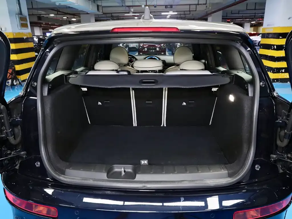 MINI Clubman — фото 4