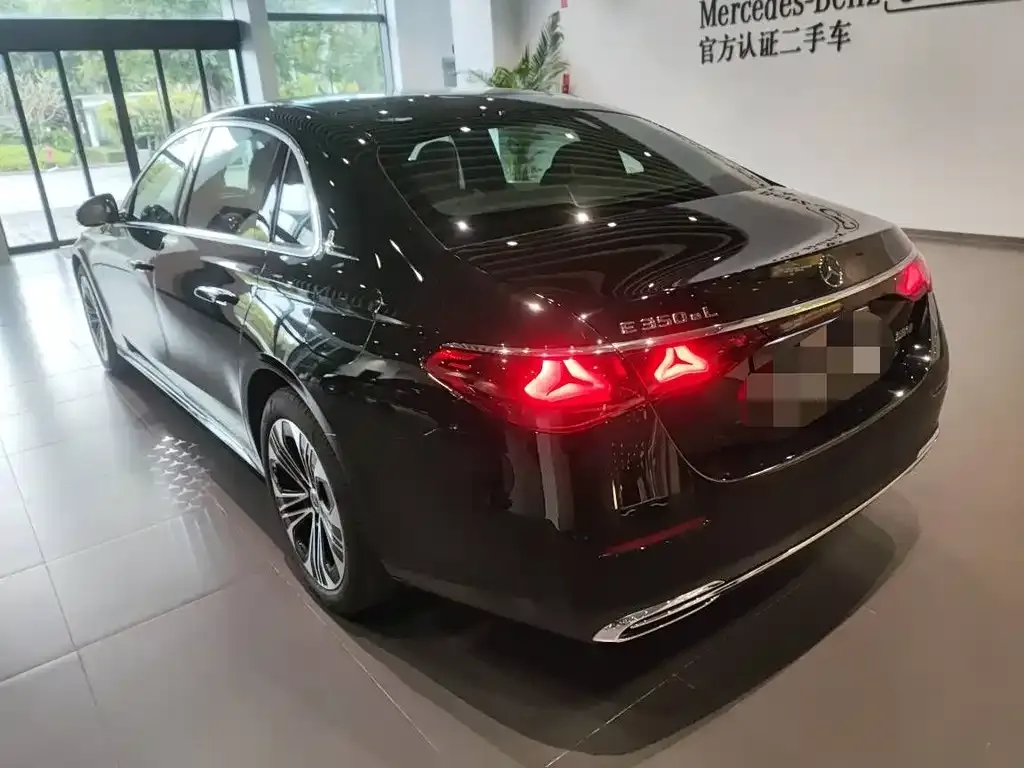 Mercedes-Benz E-Class New Energy 2024 из CN, фото 2