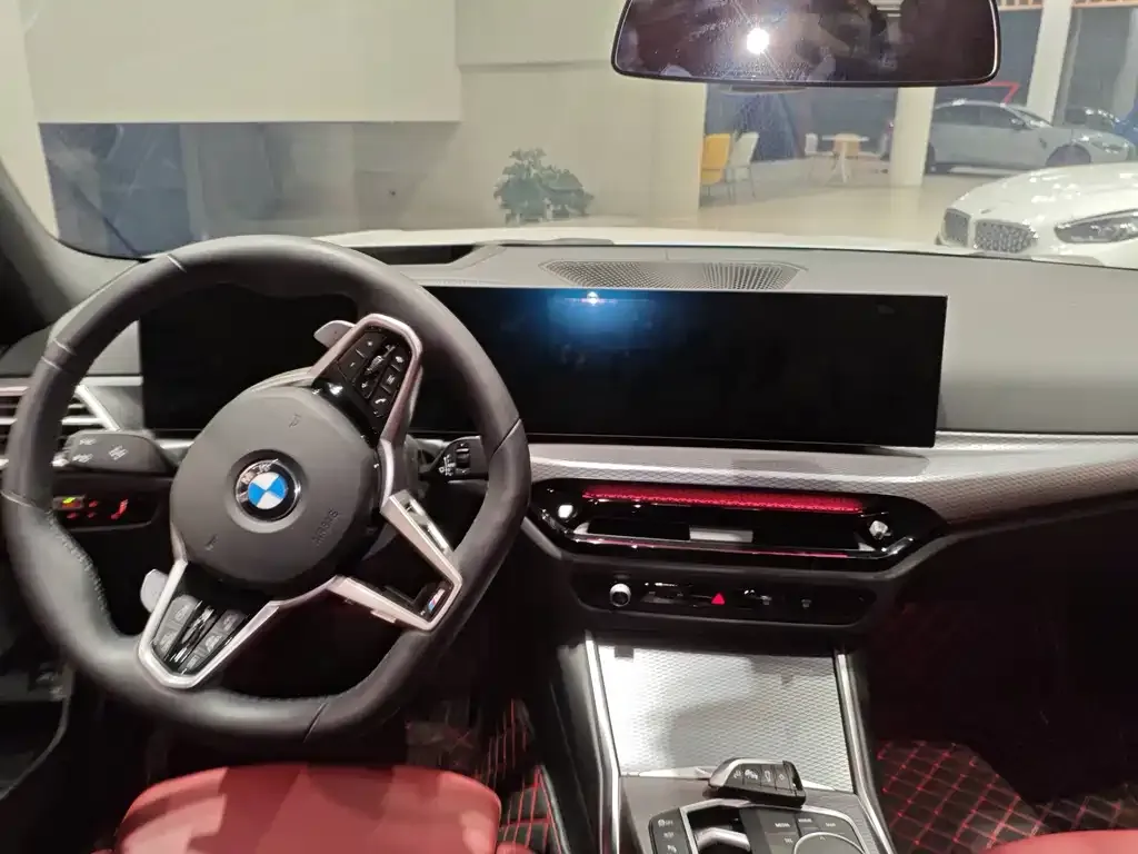 BMW 3 Series 2024 из CN, фото 4