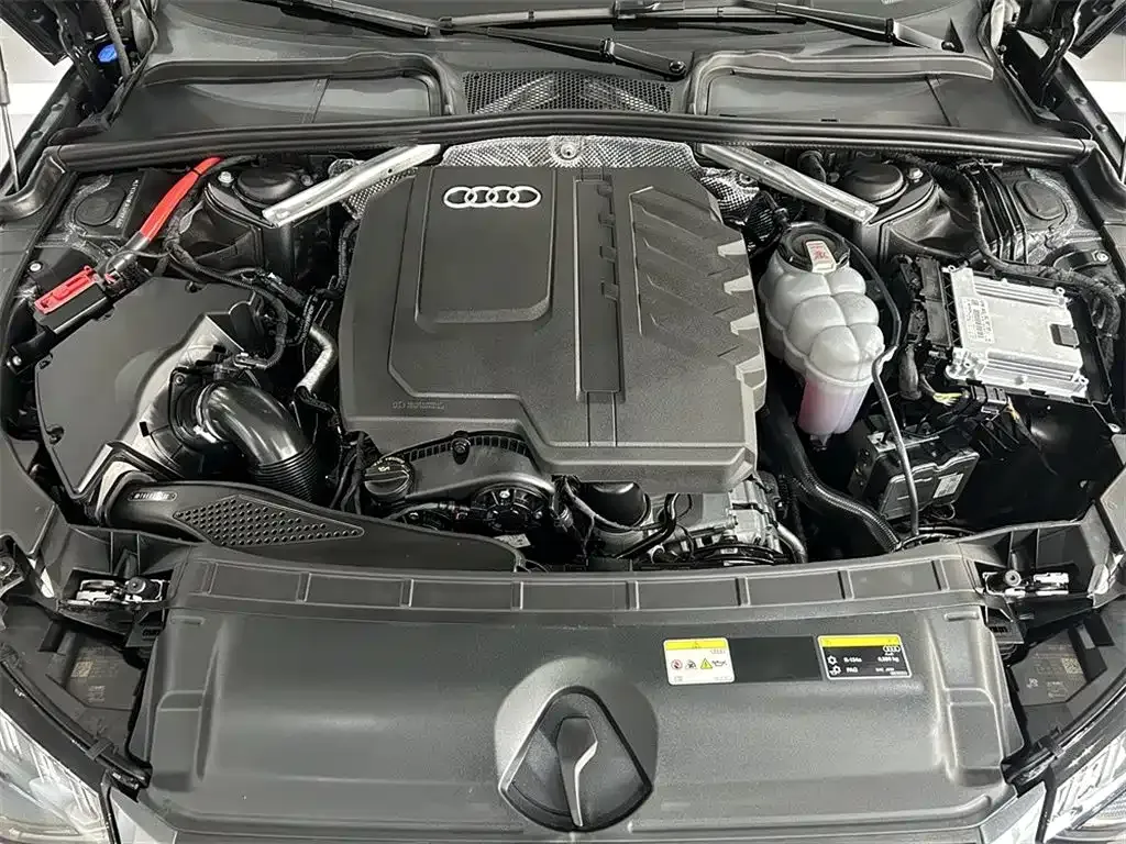 Audi A4L 2025 из CN, фото 6