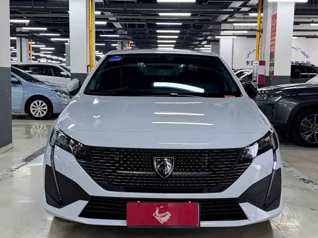Peugeot 408 2025 из CN, фото 3