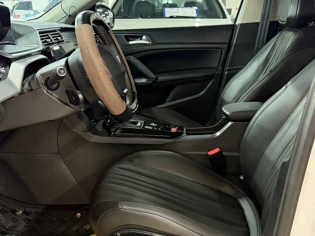 Peugeot 408 2025 из CN, фото 7