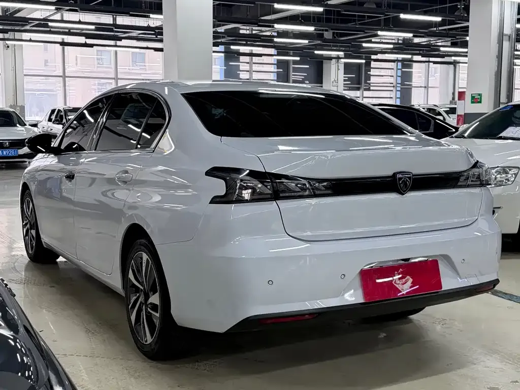 Peugeot 408 2025 из CN, фото 2