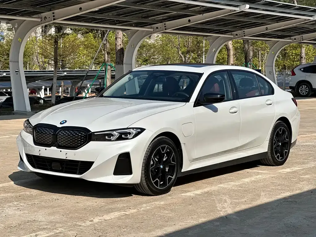 BMW i3 — фото 1