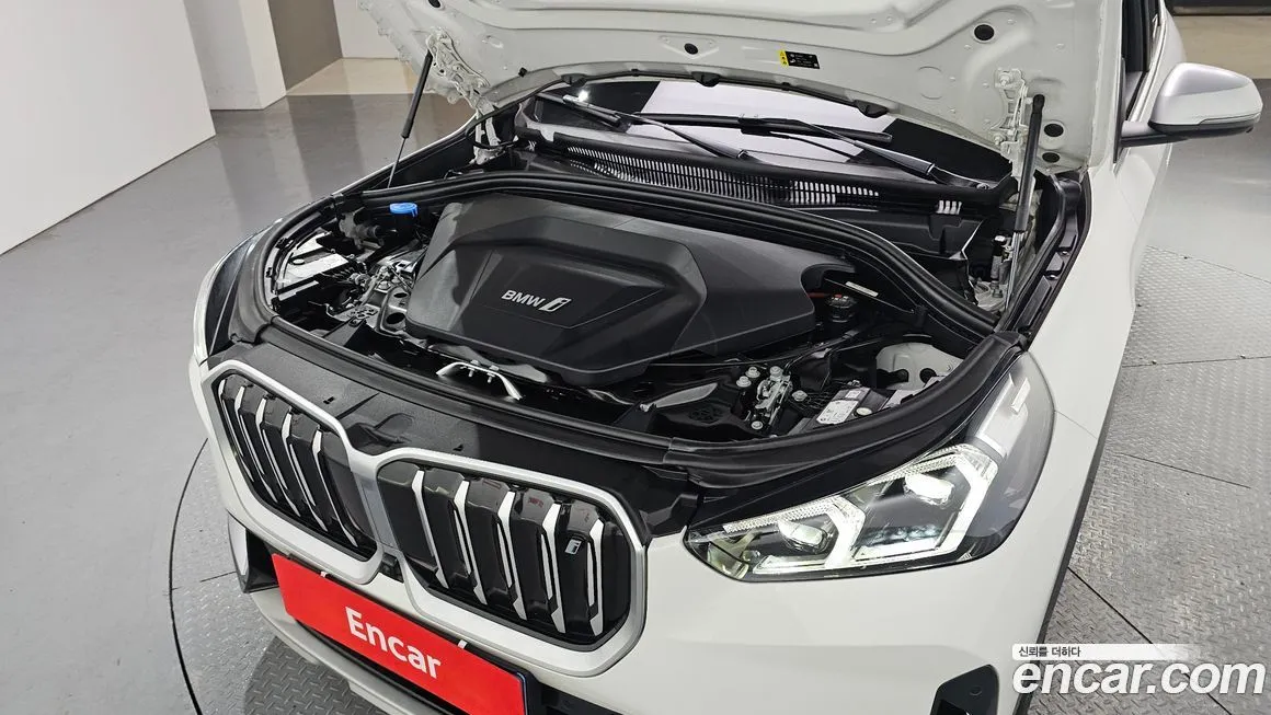 BMW iX1 2024 из KR, фото 7