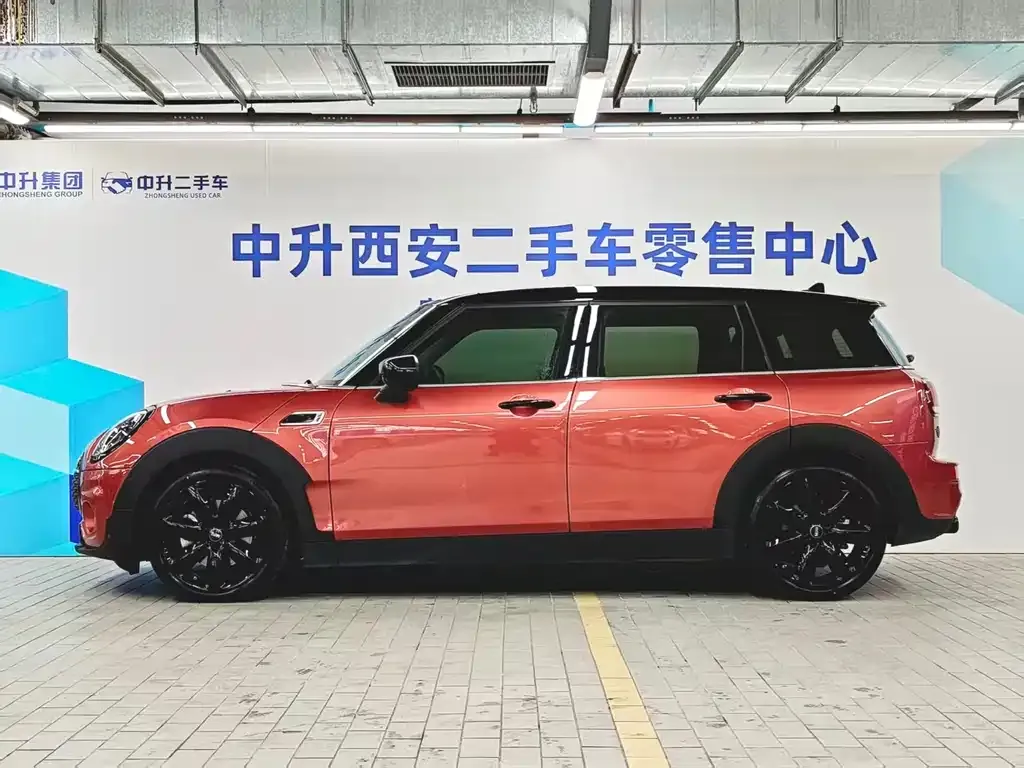 MINI Clubman — фото 7