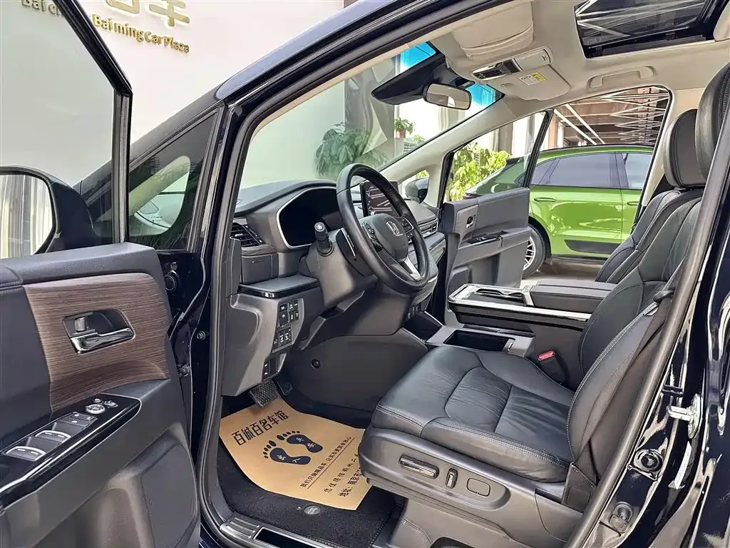 Honda Odyssey 2024 из CN, фото 9