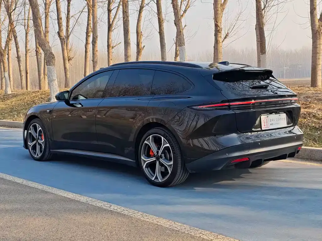 NIO ET5T — фото 8