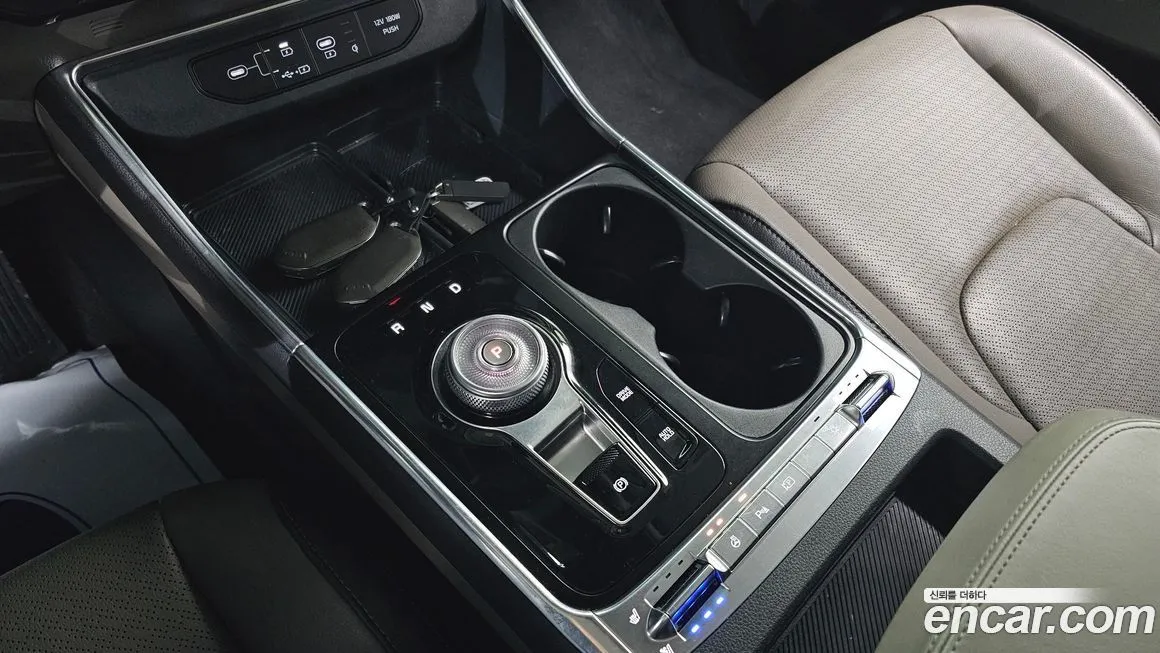Kia Carnival — фото 10