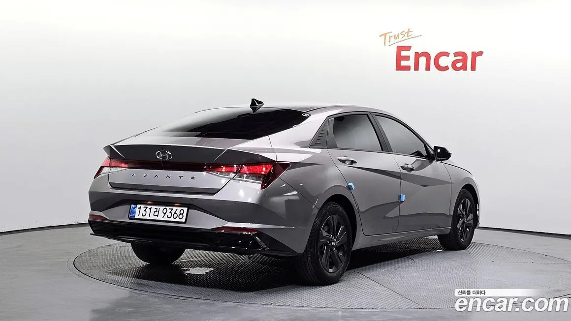 Hyundai AVANTE — фото 3