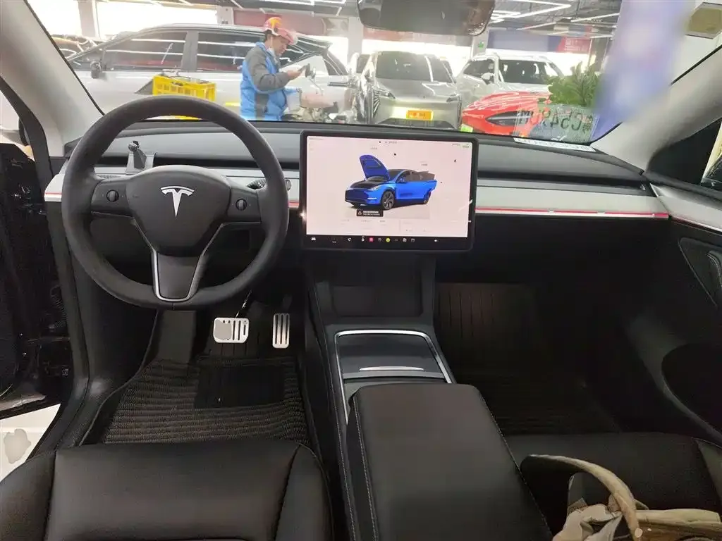 Tesla Model Y 2024 из CN, фото 9