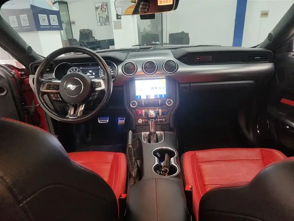 Ford Mustang 2023 из CN, фото 7