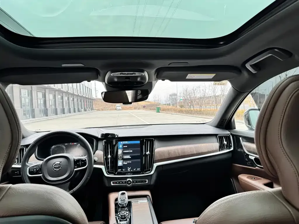 Volvo S90 2021 из CN, фото 4