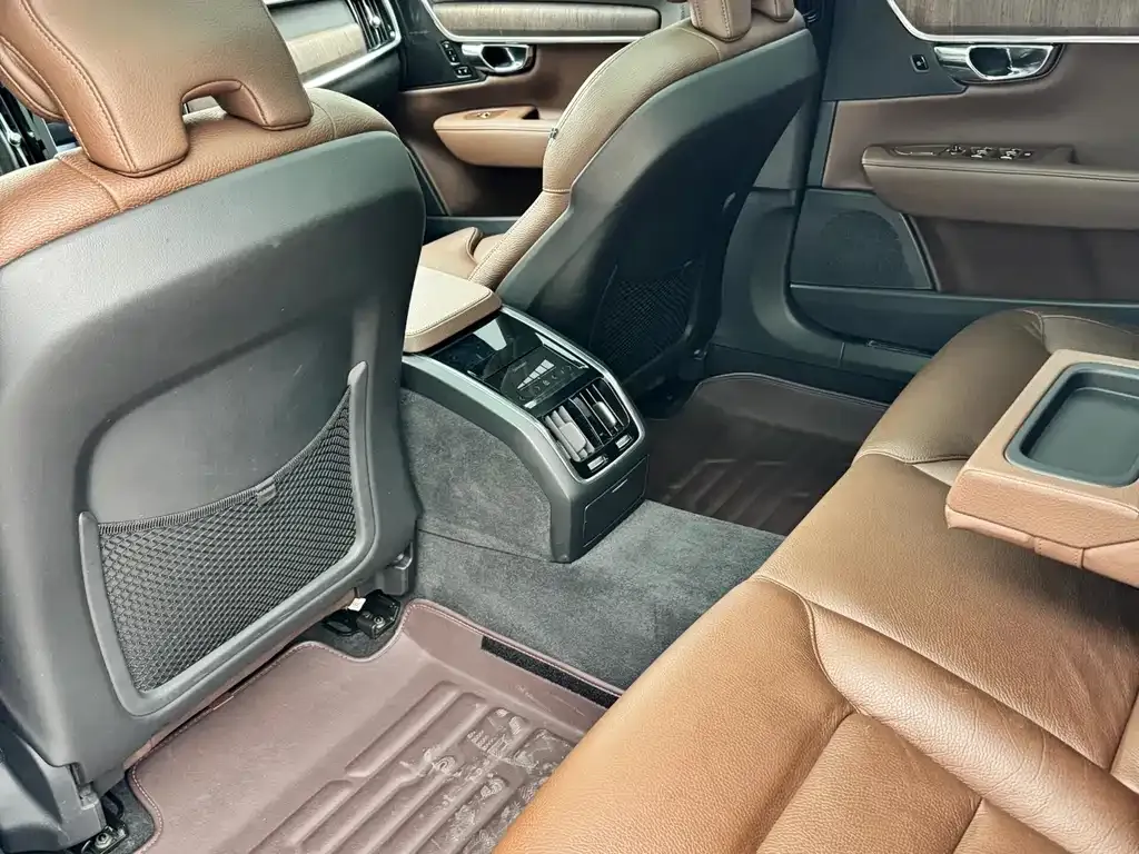 Volvo S90 2021 из CN, фото 7