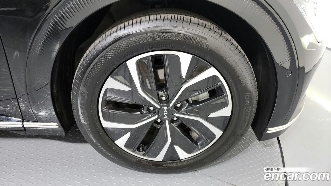 Kia EV6 2022 из KR, фото 6