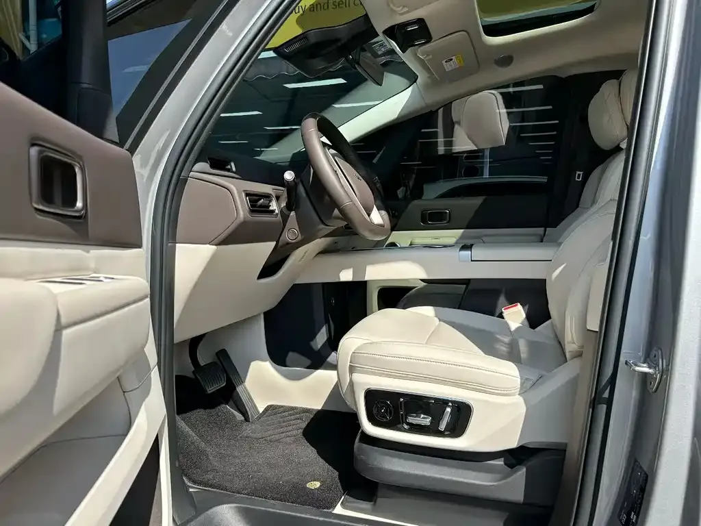 Li Auto MEGA 2024 из CN, фото 10