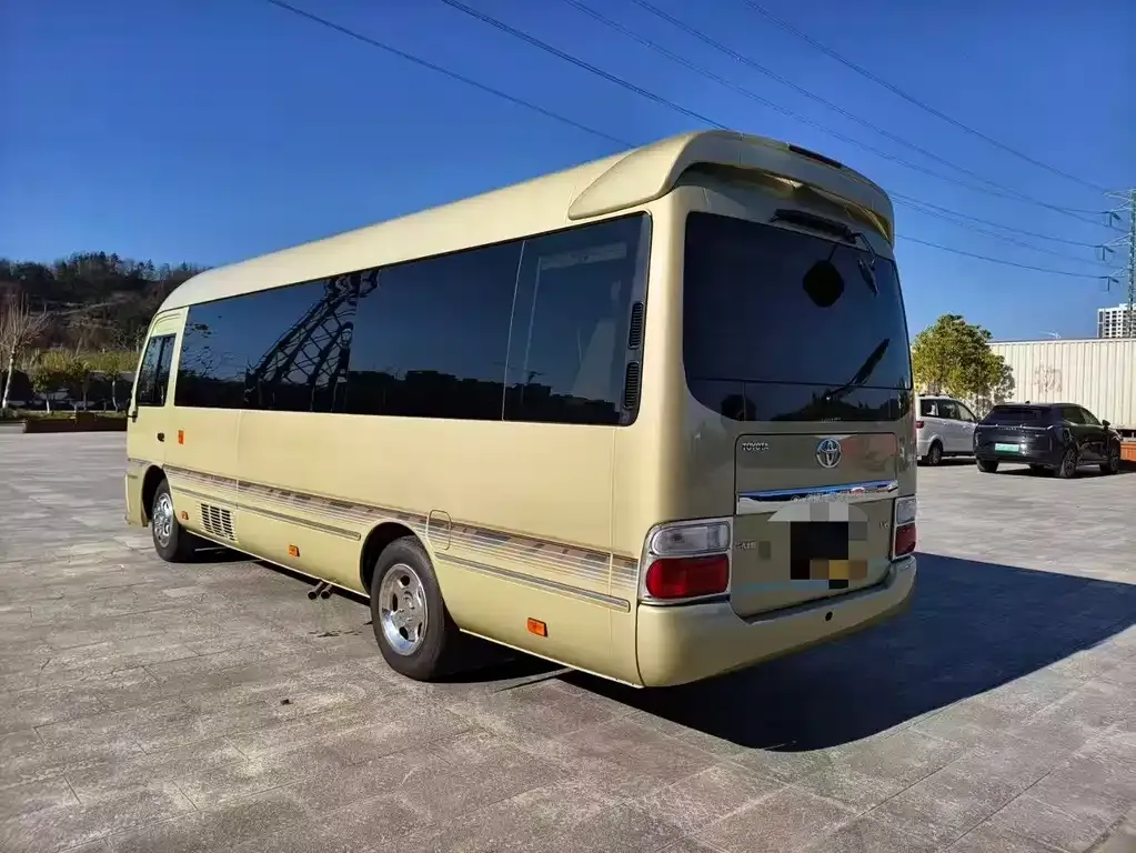Toyota Coaster 2023 из CN, фото 6