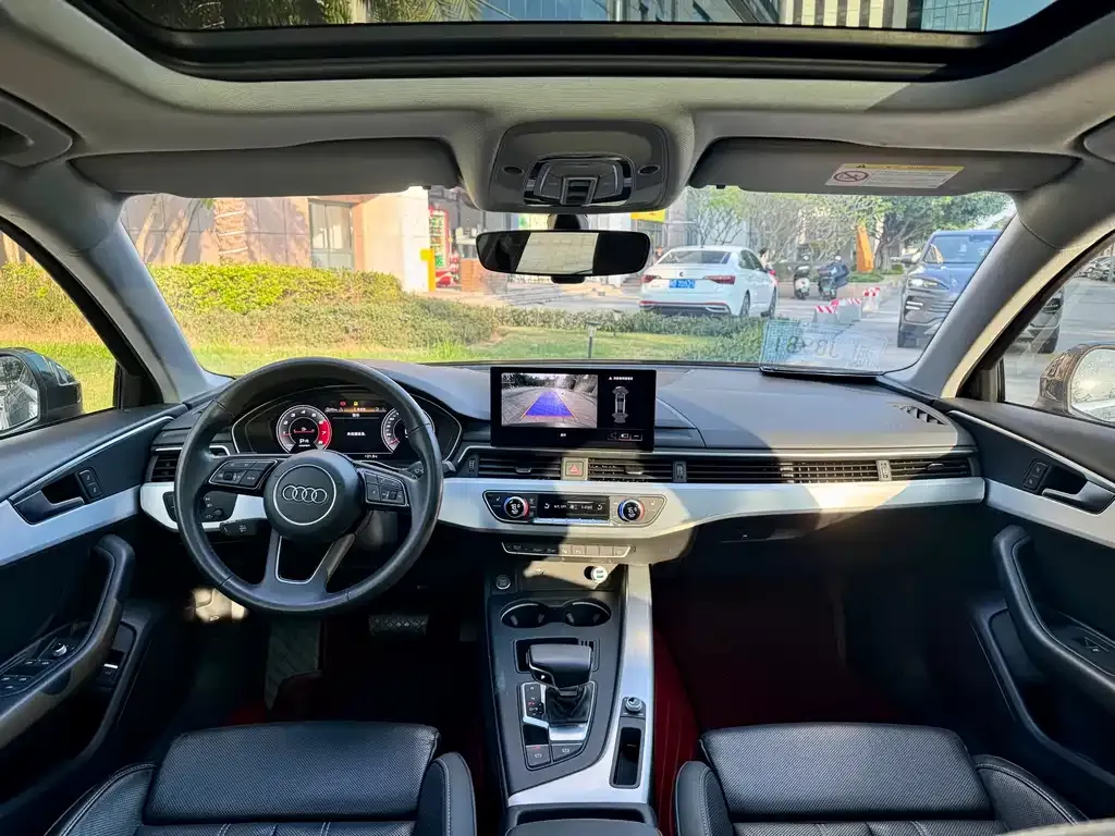 Audi A4L 2022 из CN, фото 6