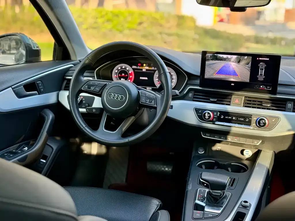 Audi A4L 2022 из CN, фото 7