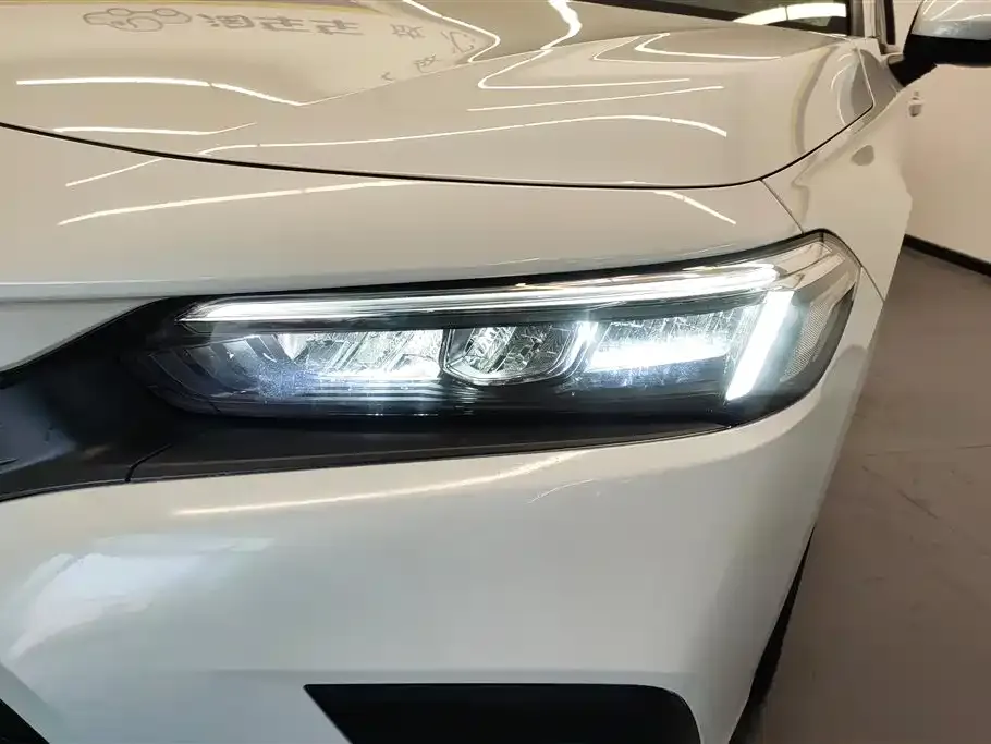 Honda Civic 2022 из CN, фото 2