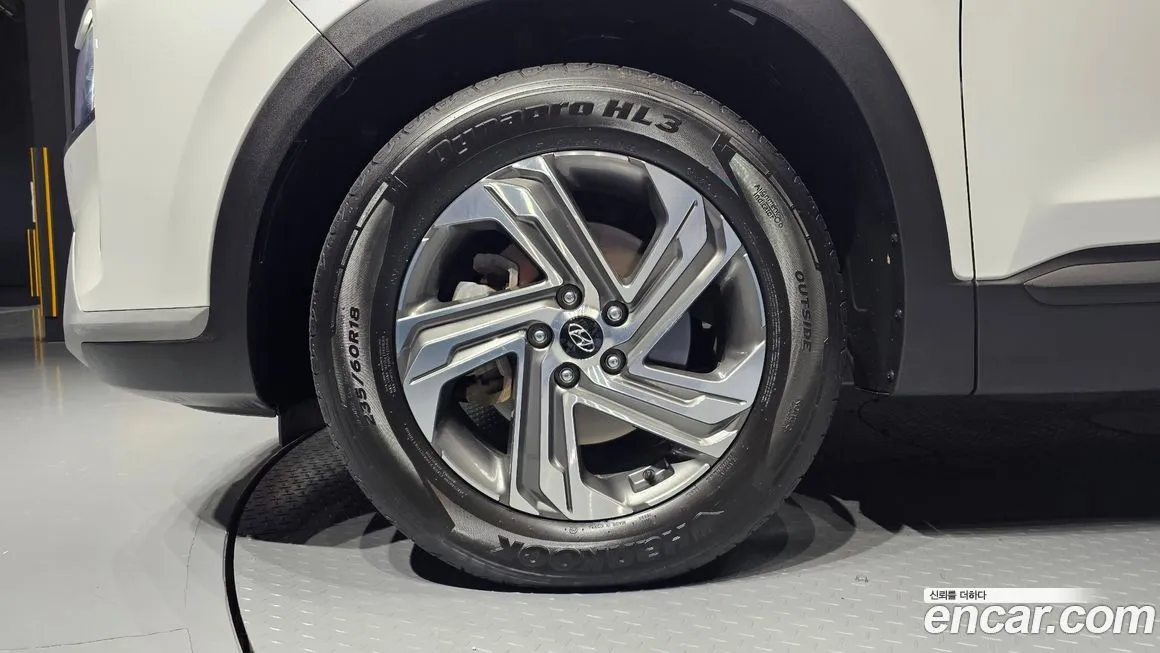 Hyundai Santafe 2023 из KR, фото 4