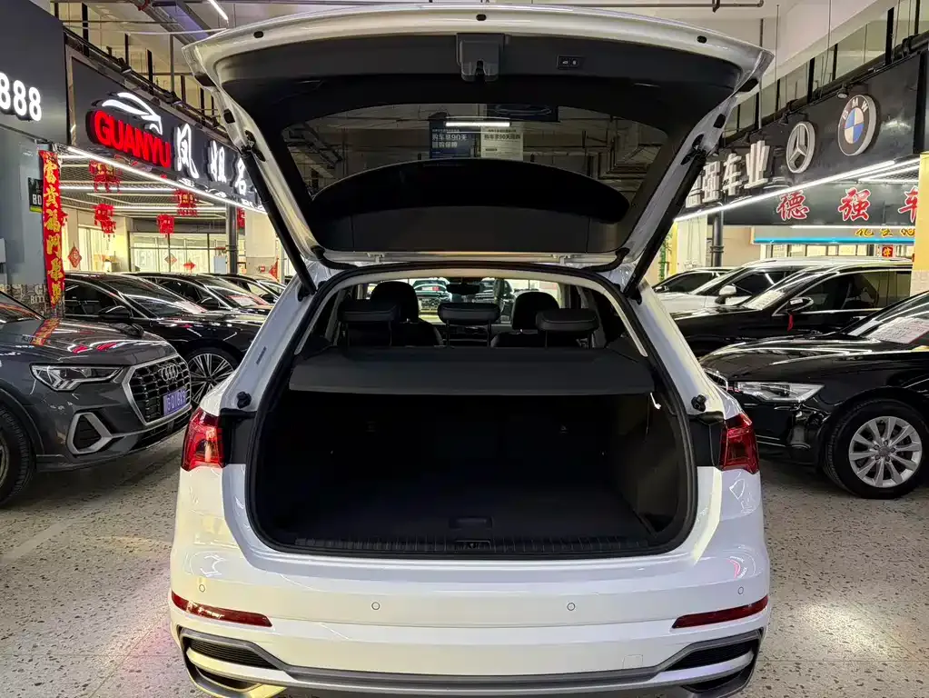 Audi Q3 2021 из CN, фото 10