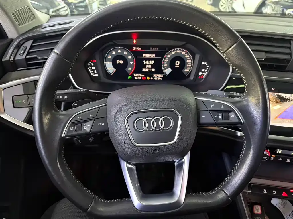 Audi Q3 2021 из CN, фото 7