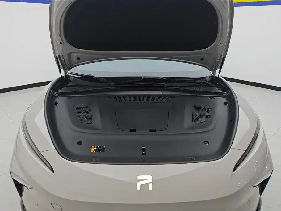 Roewe Feifan F7 2023 из CN, фото 9
